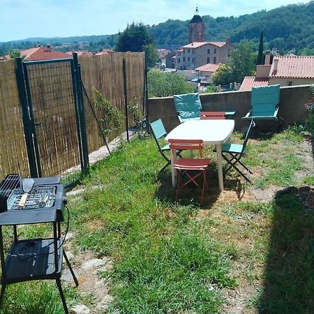 Maison 4 Pers Avec Jardin Au Pied Des Montagnes Ria Exteriör bild