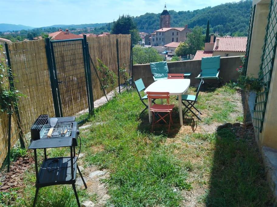 Maison 4 Pers Avec Jardin Au Pied Des Montagnes Ria Exteriör bild