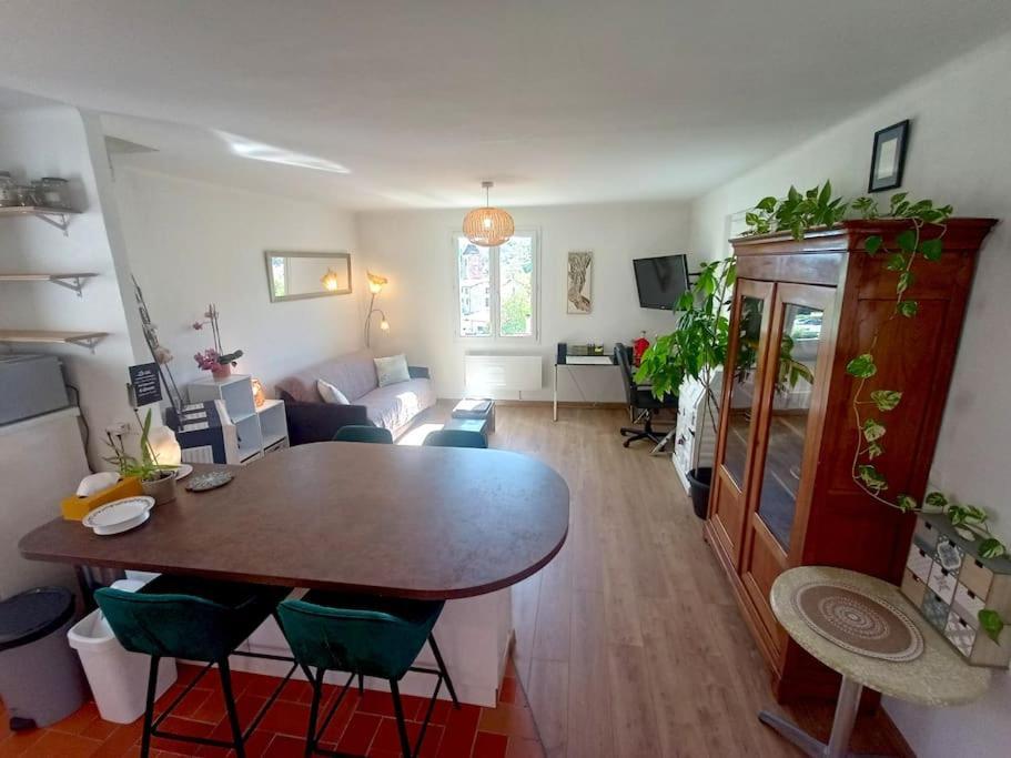 Maison 4 Pers Avec Jardin Au Pied Des Montagnes Ria Exteriör bild