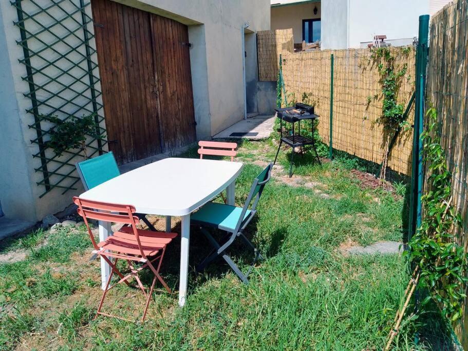 Maison 4 Pers Avec Jardin Au Pied Des Montagnes Ria Exteriör bild